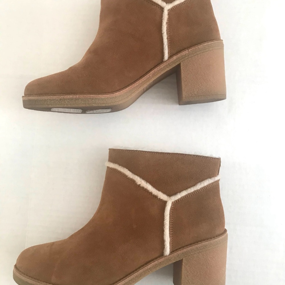 Ugg Kasen Suede Ankle Boots Size 11 - Picture 13 of 13